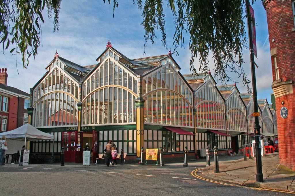 The Salford Apartamento Stockport Exterior foto